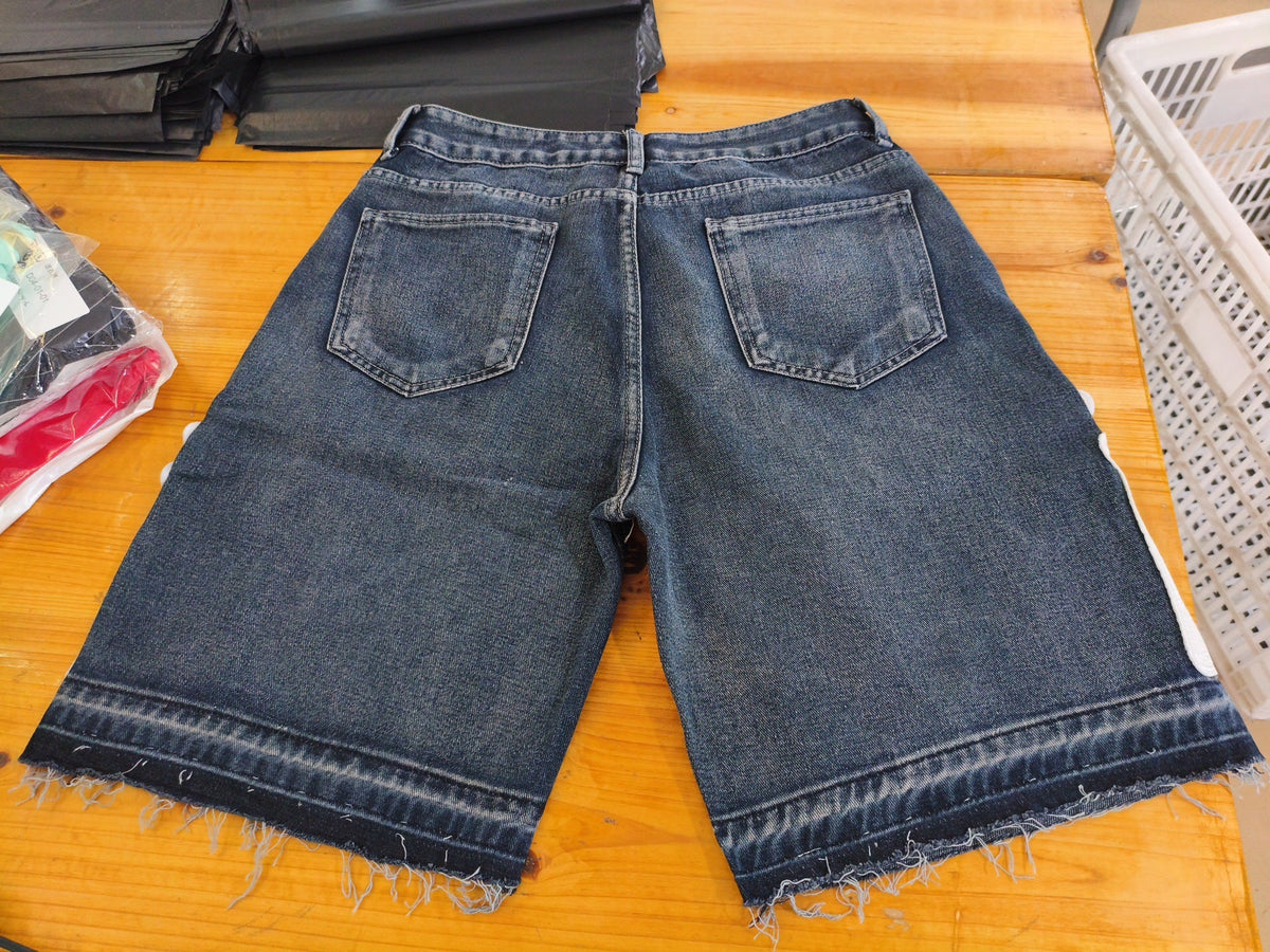 Y2K Skull-Embroidered Baggy Denim Jorts