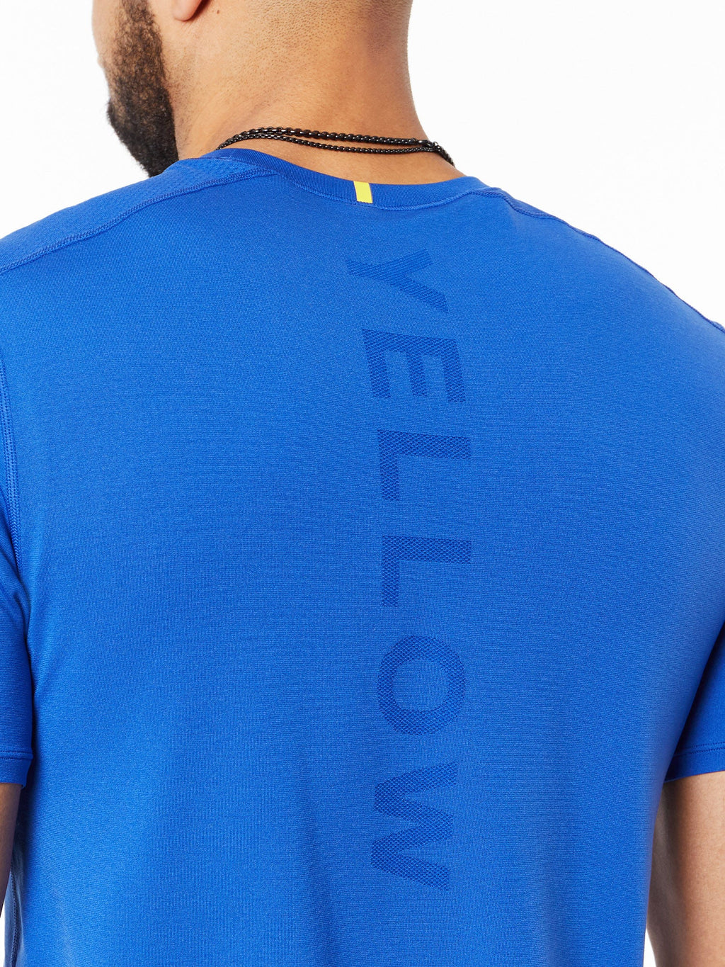 BREEZE SEAMLESS TEE