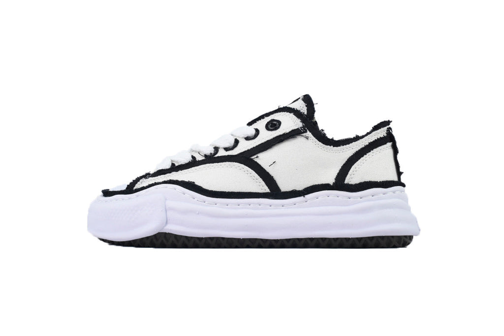 Maison Mihara Yasuhiro Peterson Low Original Sole Overhangin White NO.733 A09FW721