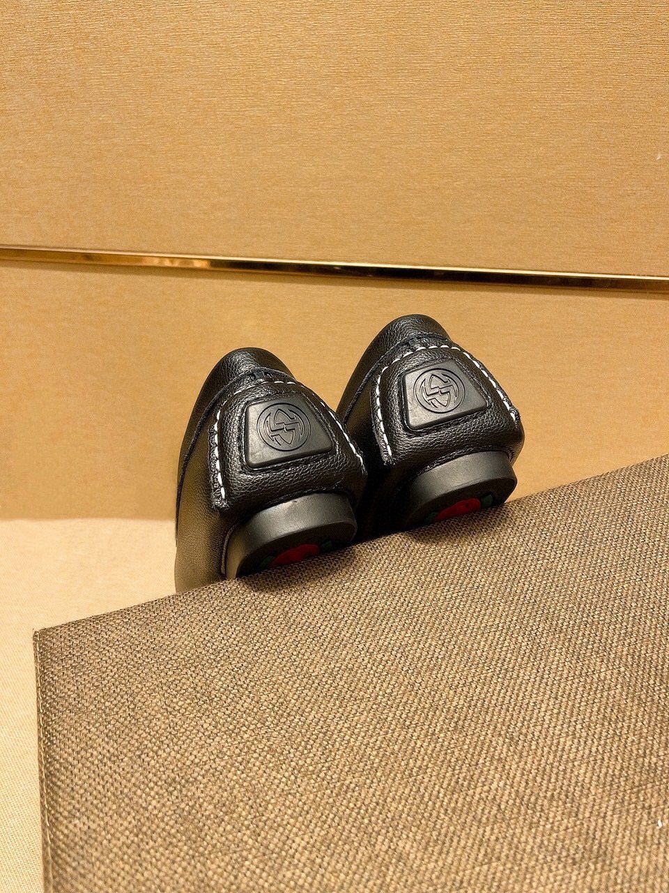 Gucci Black Loafers with Red and Green Strap