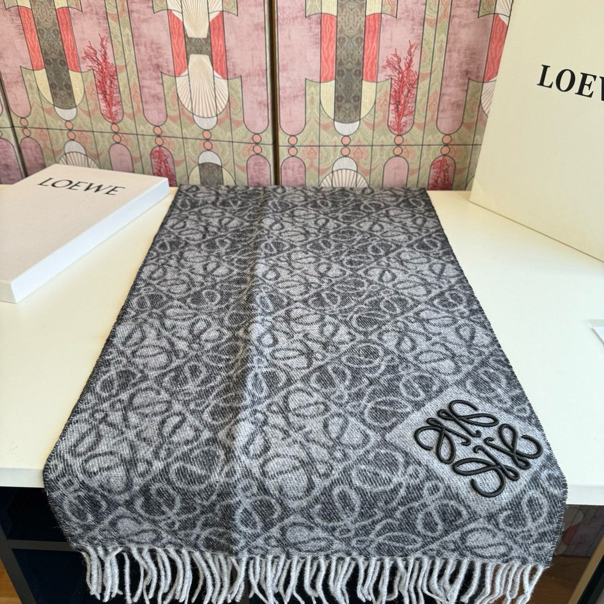 LOEWE Fringed Pattern Scarf
