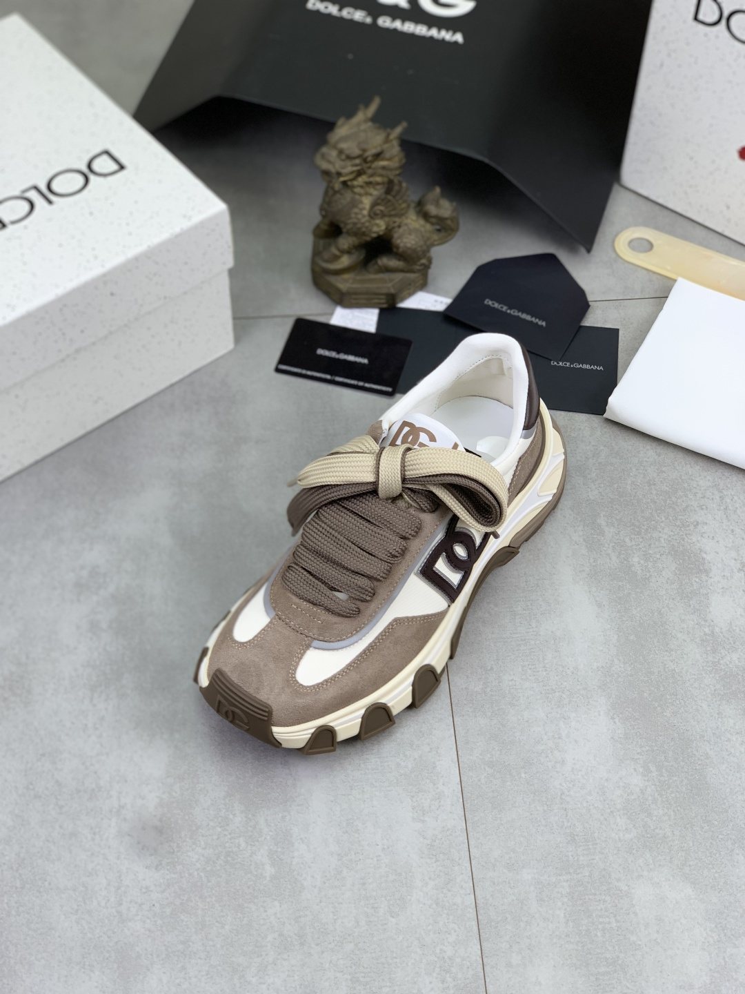 Dolce & Gabbana Logo Panel Low-Top Sneakers