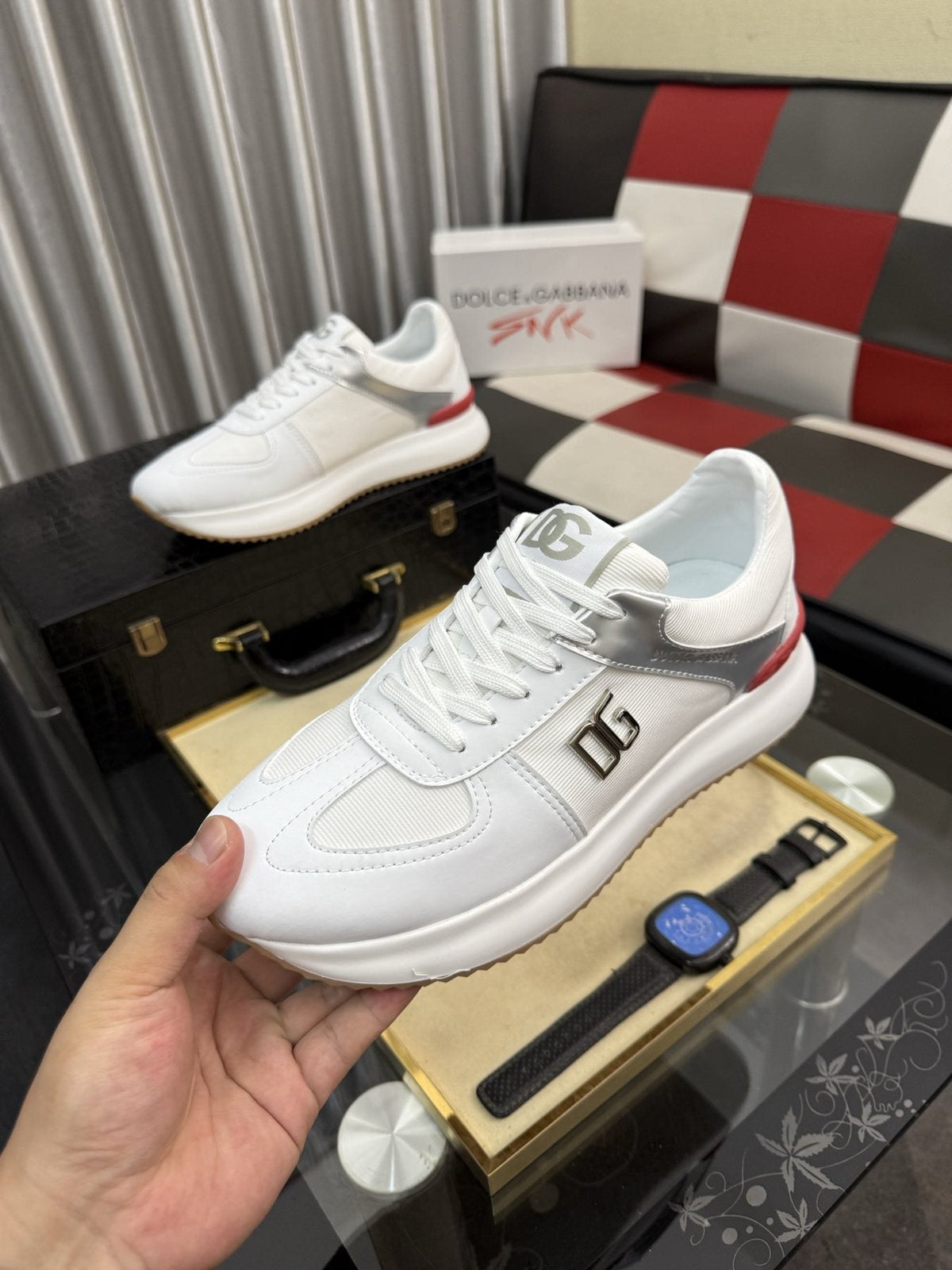 Dolce & Gabbana Metallic DG Logo Low-Top Sneakers